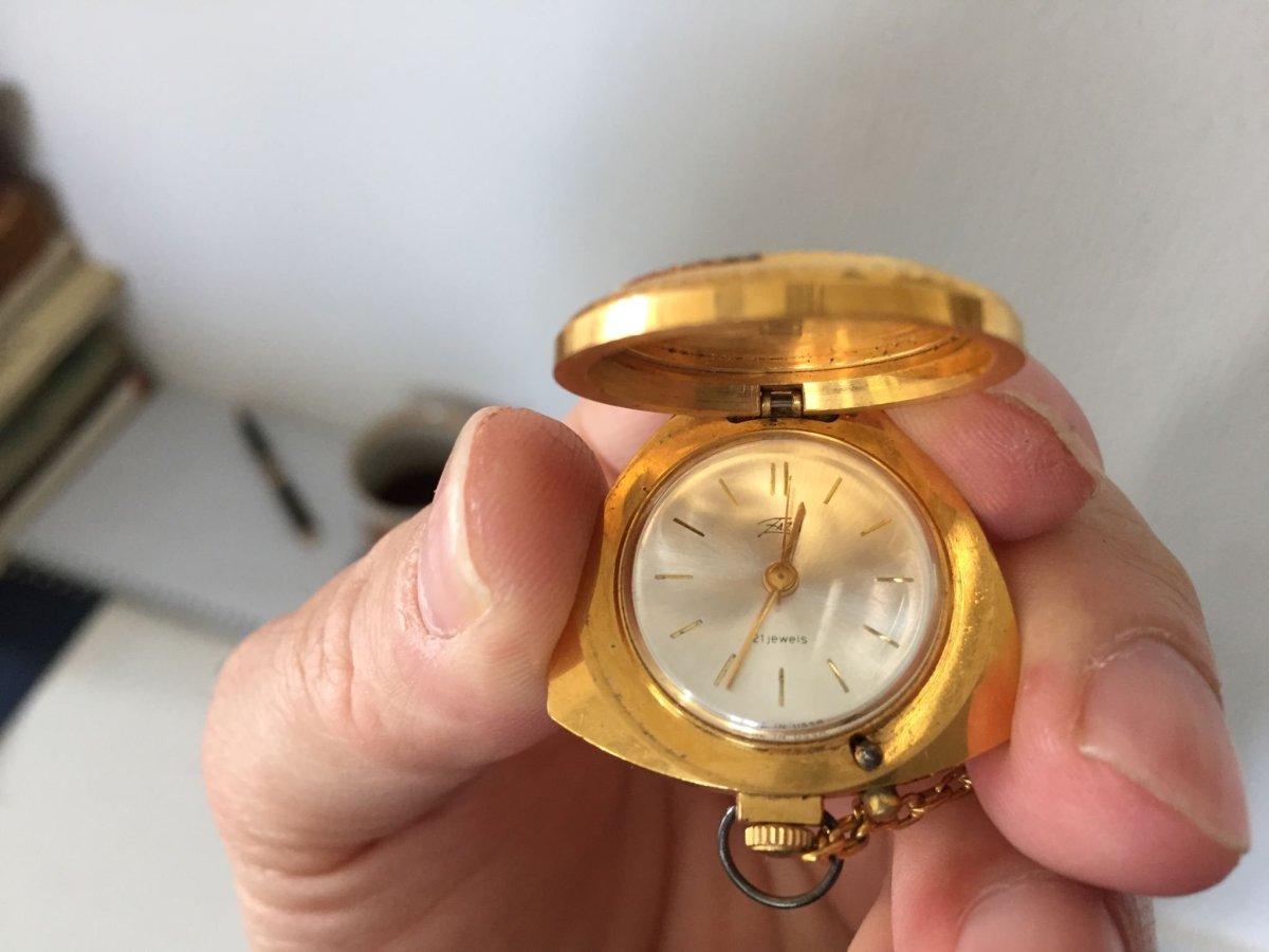 Часы Чайка 585 золотые