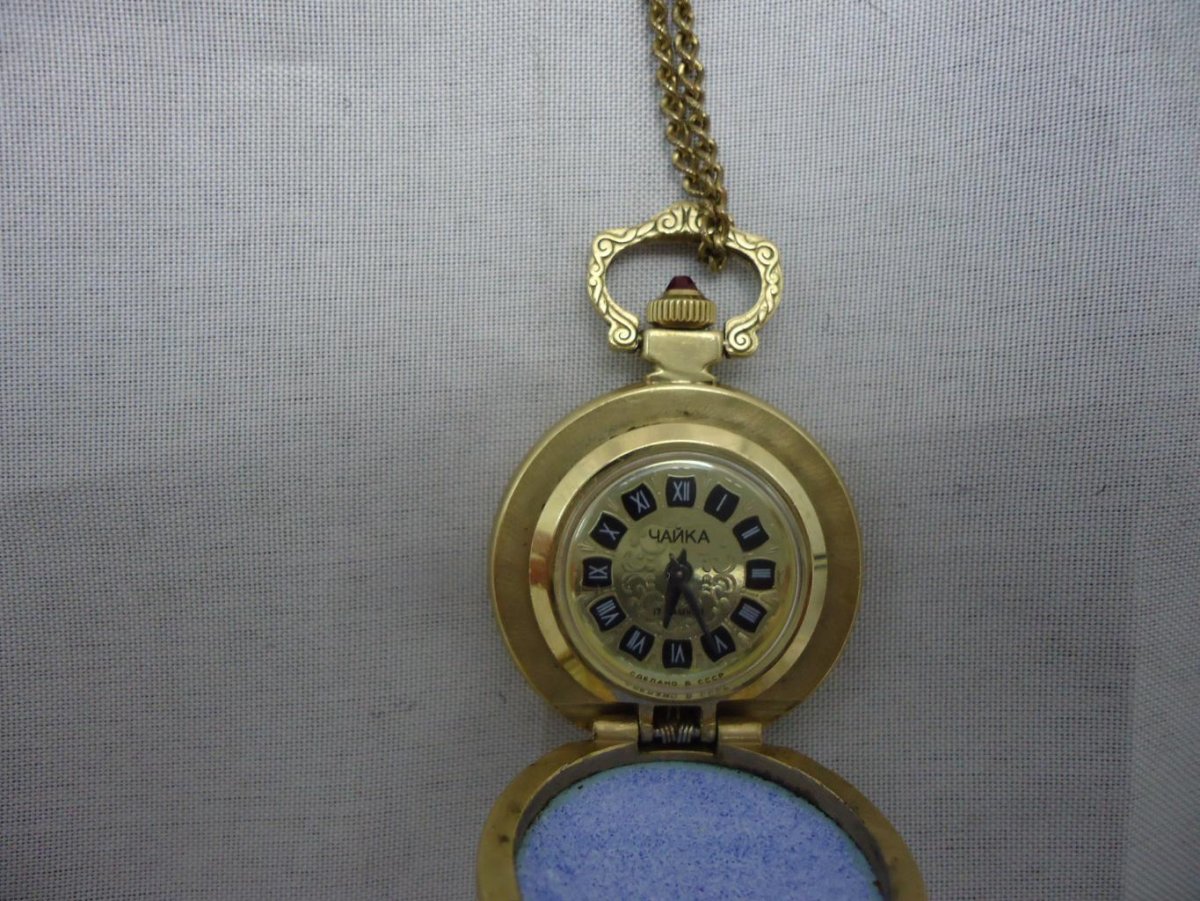 Подвеска часы