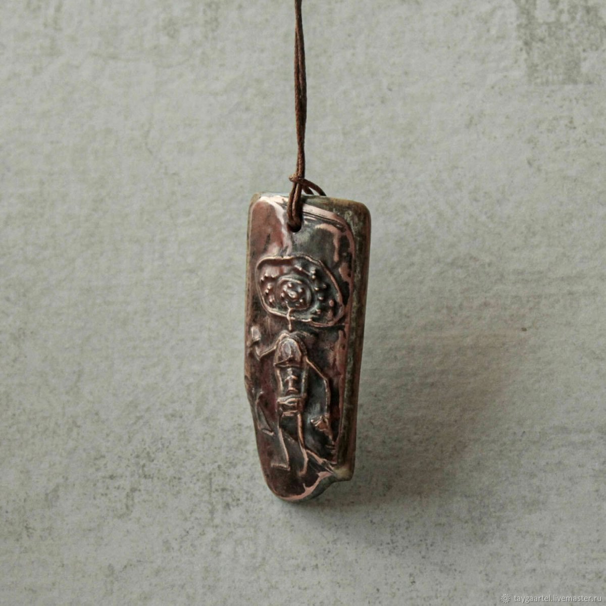 Миниатюры из бивня мамонта