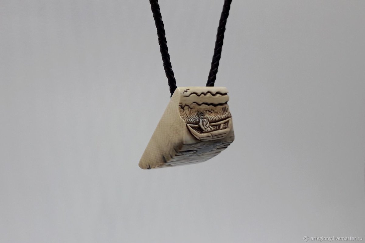 Украшения из кости