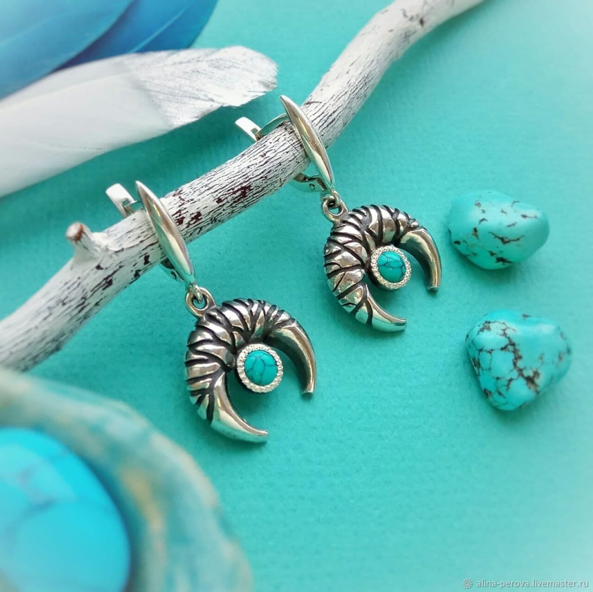 Зимние украшения с бирюзой