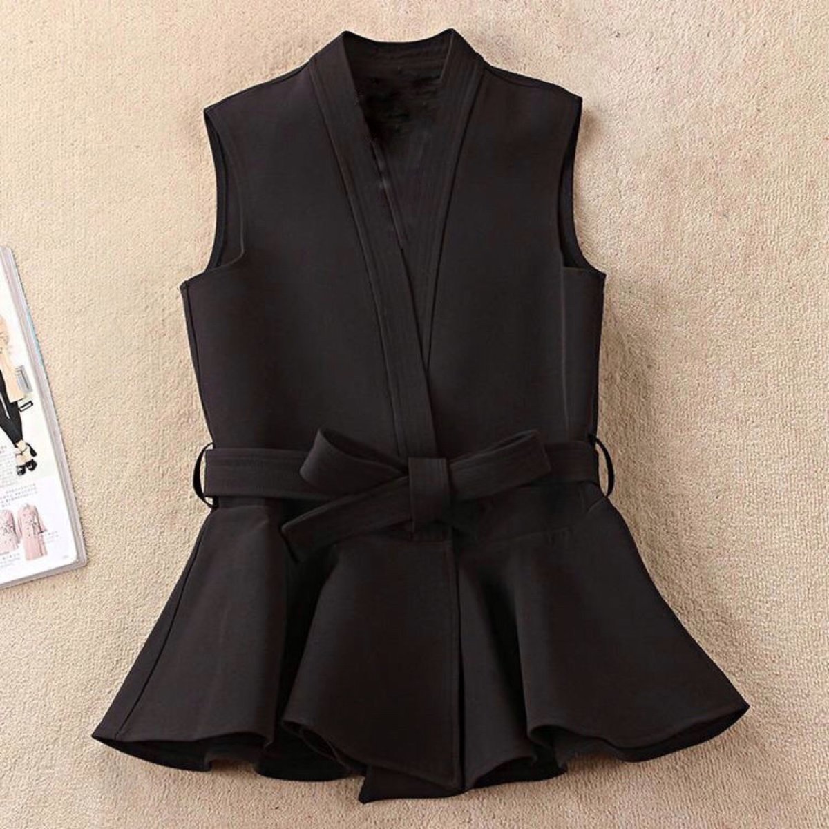 Жилет удлиненный для девочки в школу