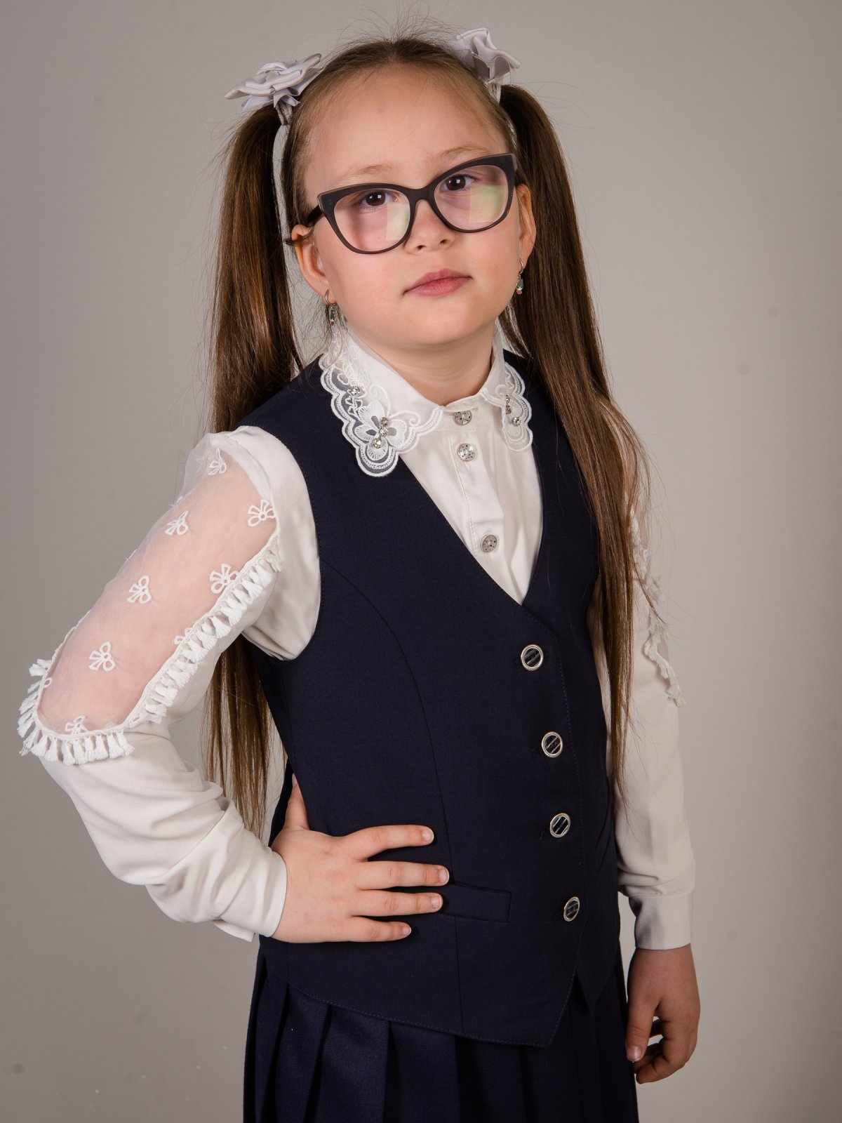 Безрукавка в школу