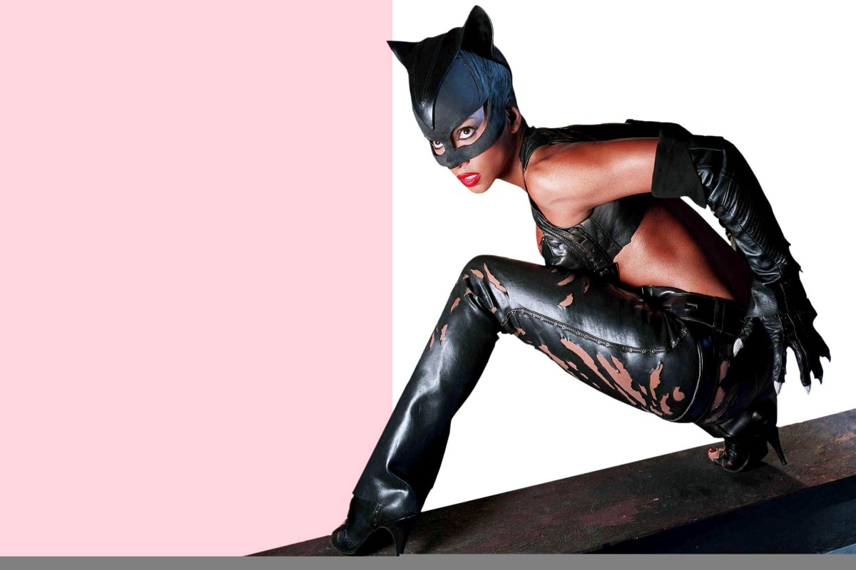 Catwoman Холли Берри