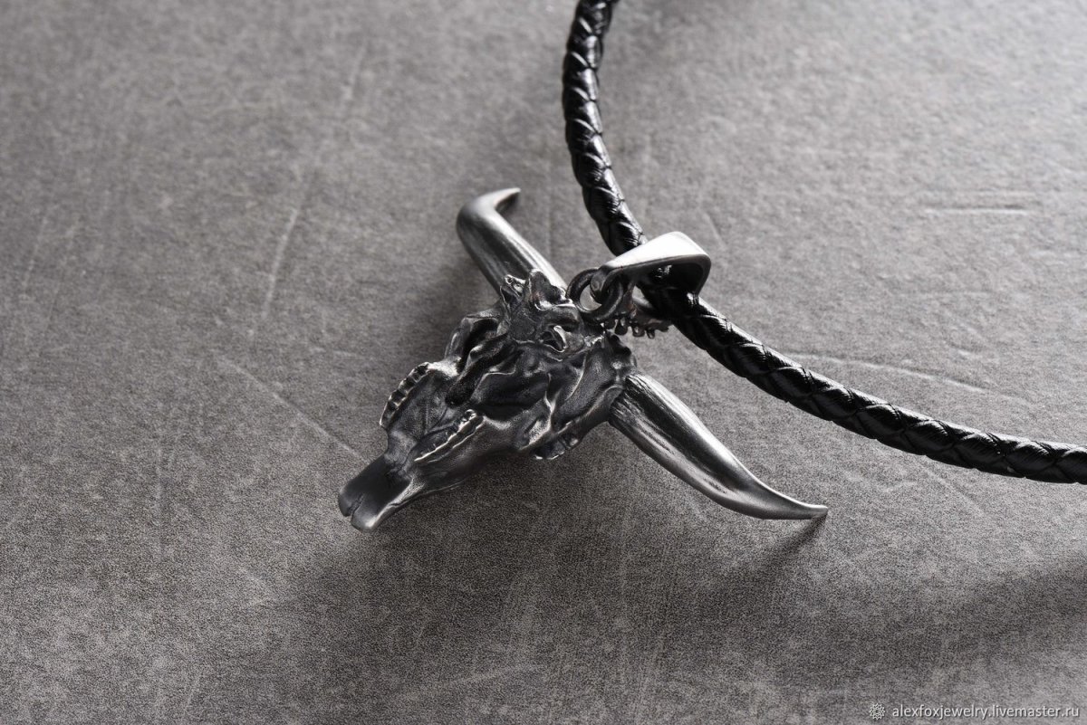 Кулон бык серебро