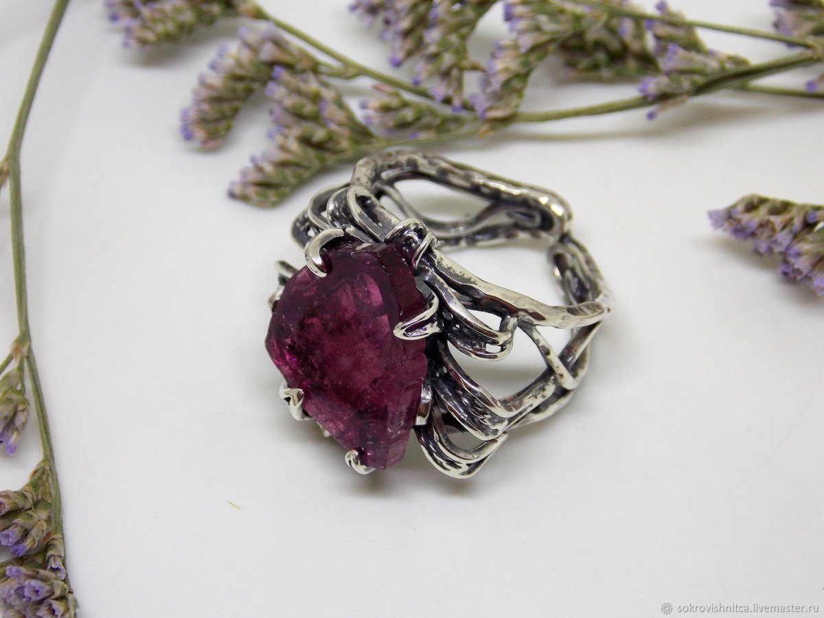 Украшения с турмалином в серебре