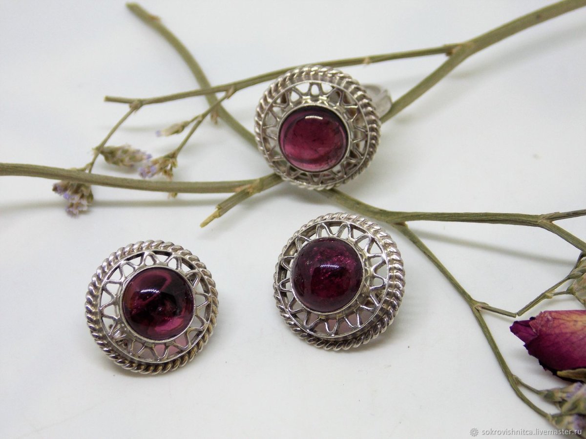 Турмалин украшения