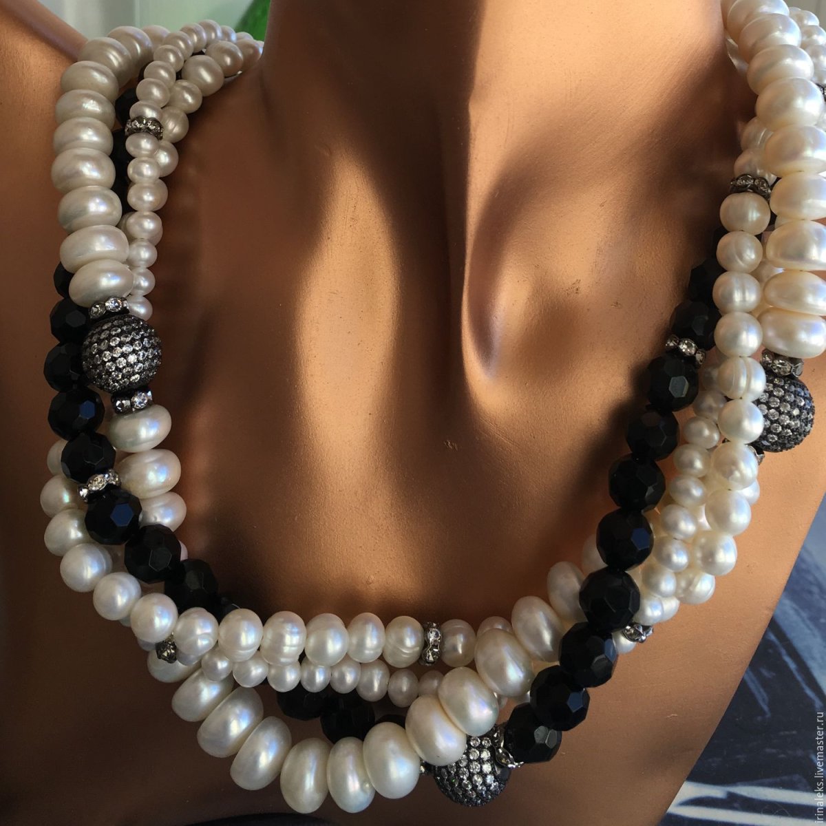 Красивые ожерелья из жемчуга