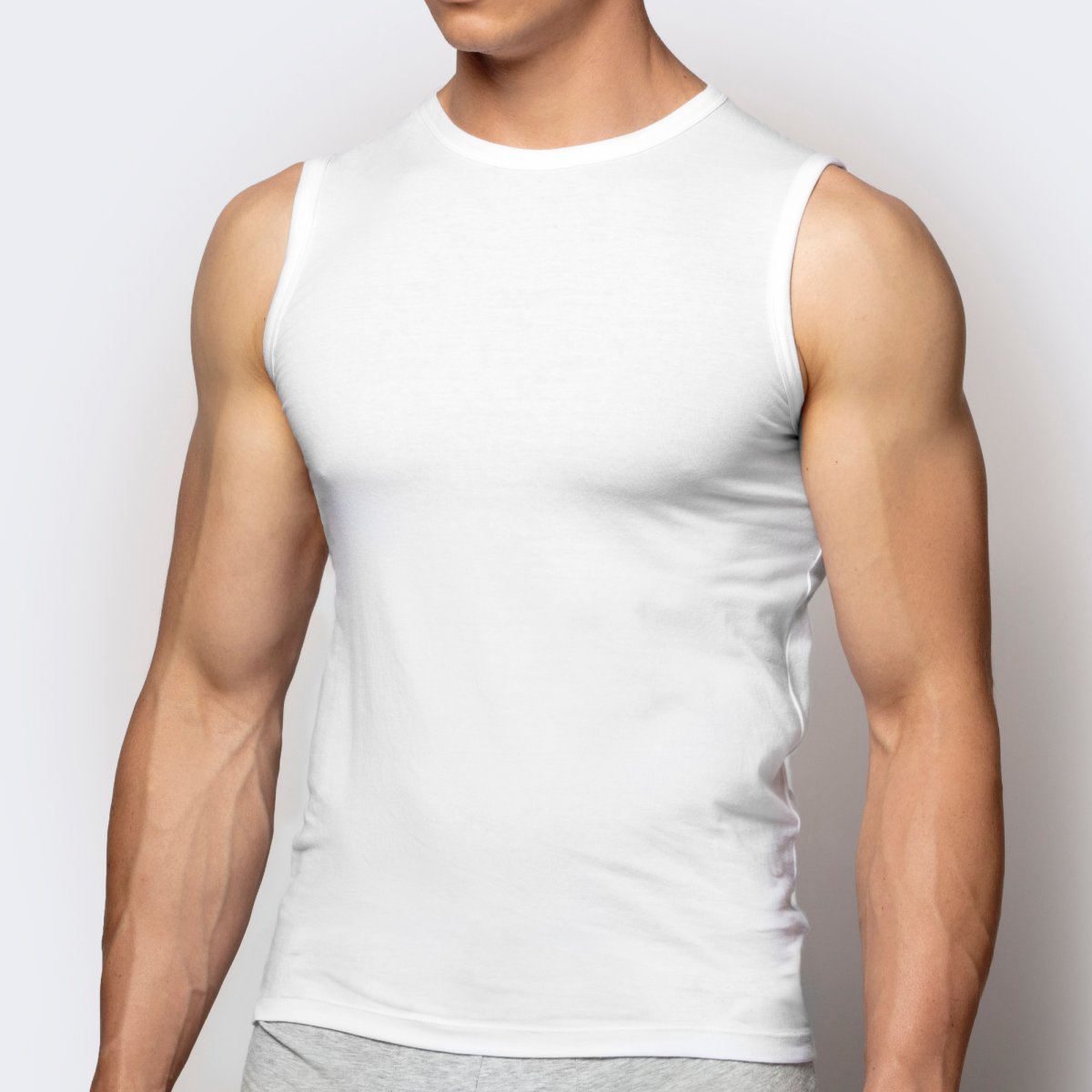 Модные футболки мужские