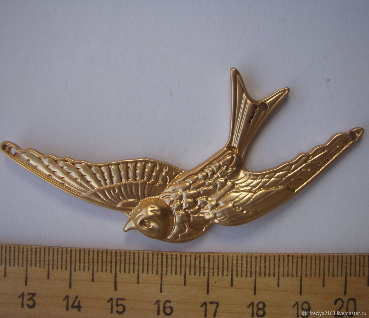 Кулон Ласточка