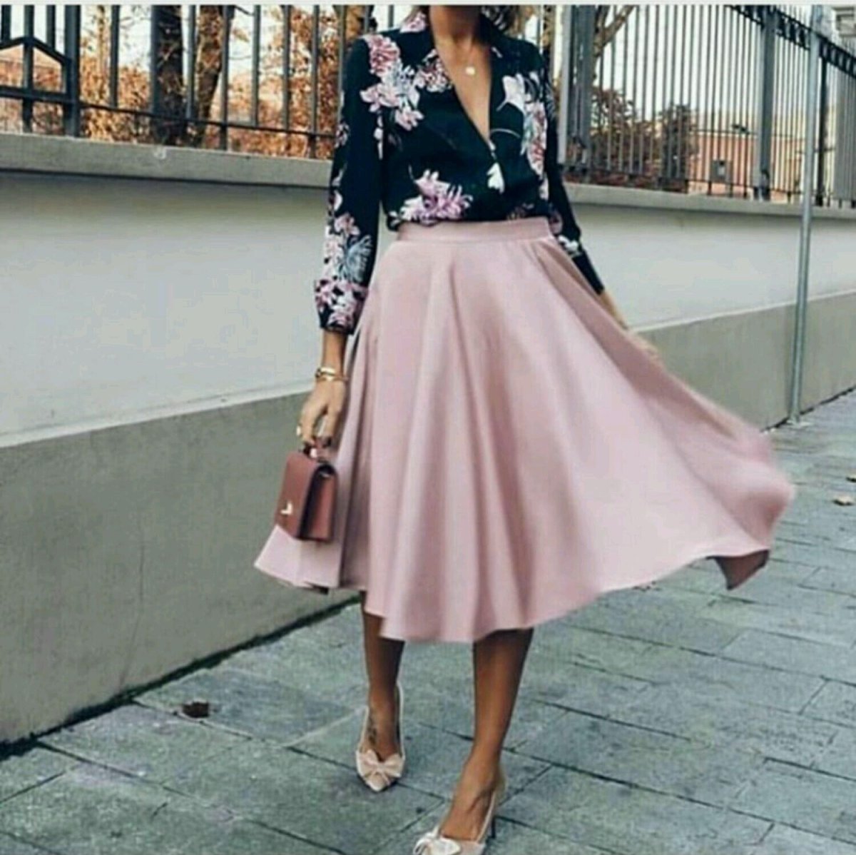 Вечерний образ с юбкой