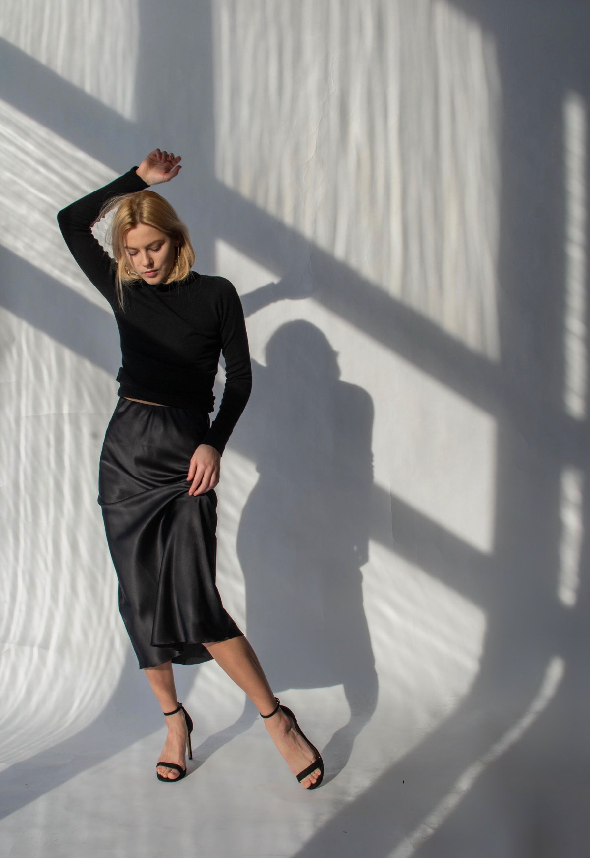 Вечерний образ с юбкой