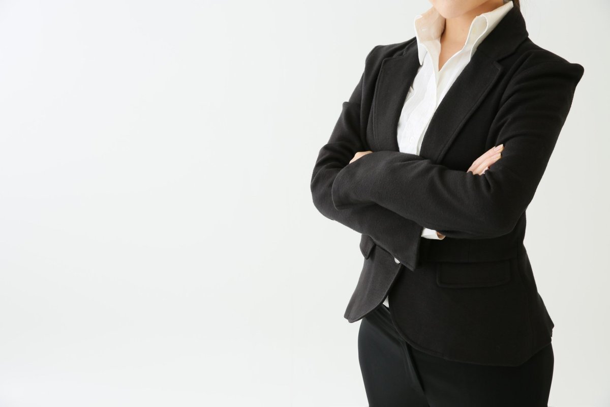 Деловые костюмы для женщин