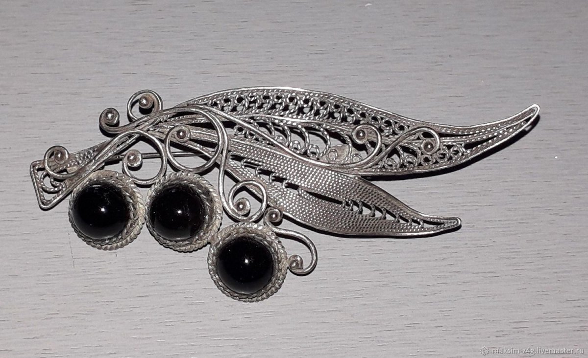 Винтажные серьги кошачий глаз черные