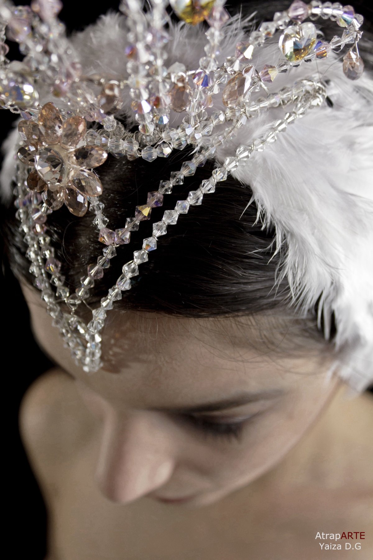 Диадема Лебединое озеро