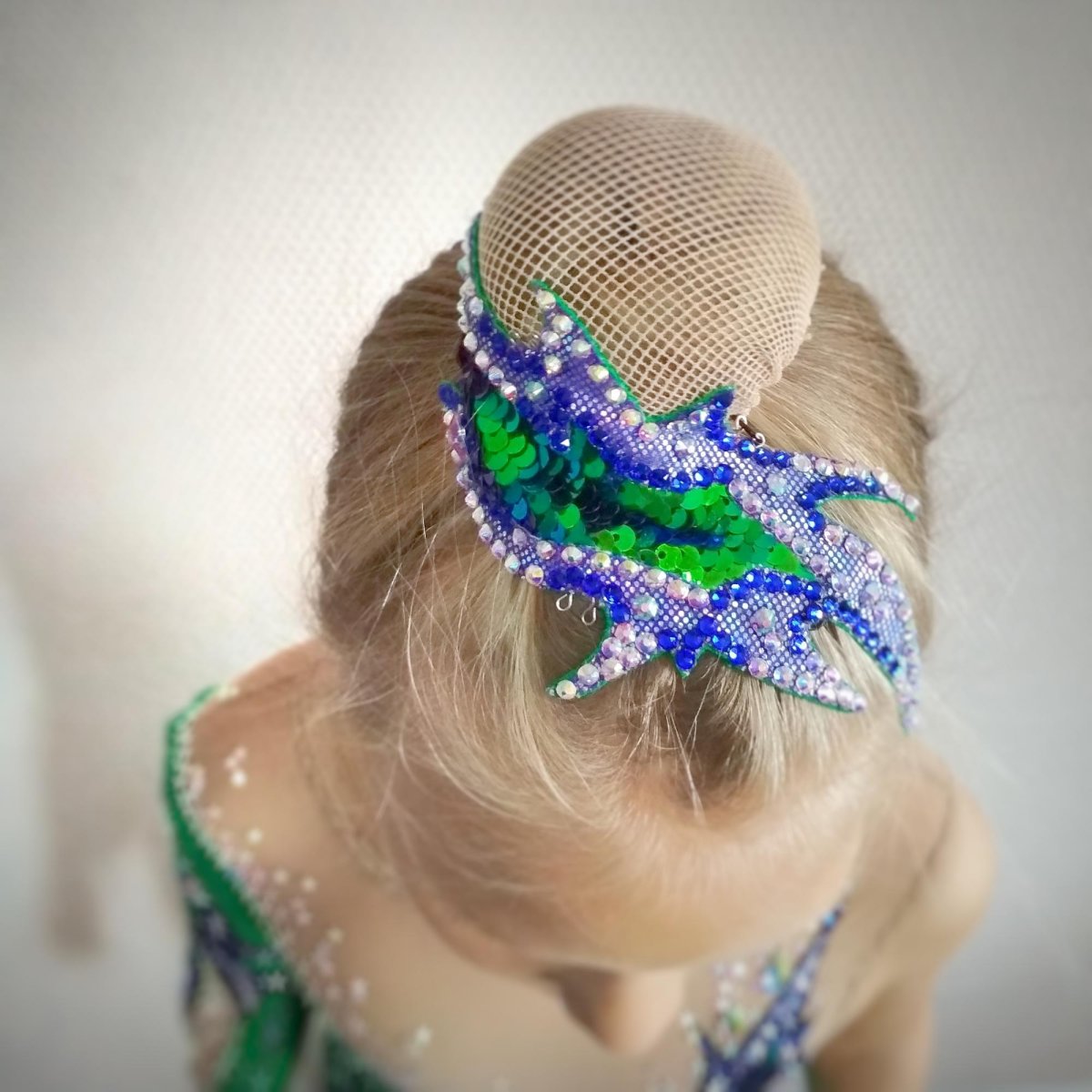 Украшение на голову для художественной гимнастики