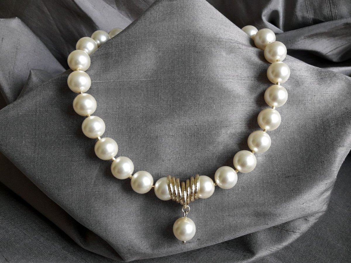 Бусы с крупными бусинами