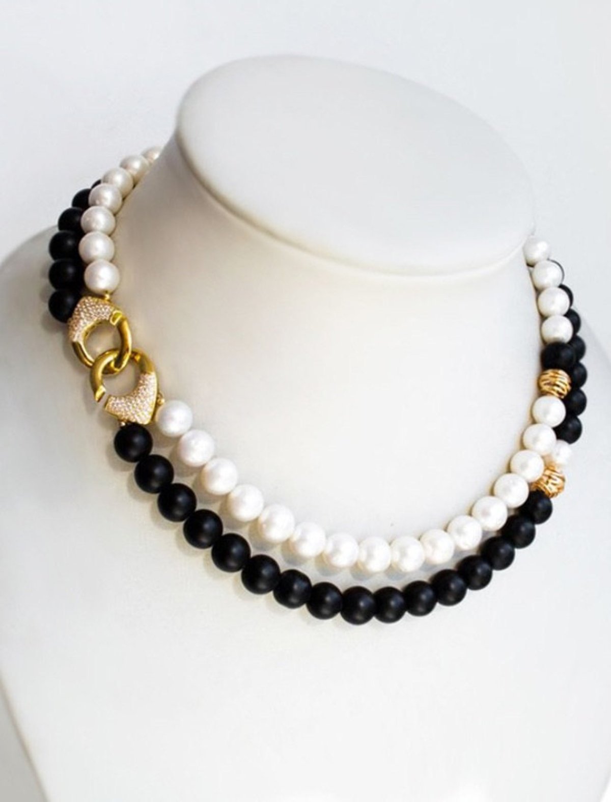 Бусы Шанель Оникс