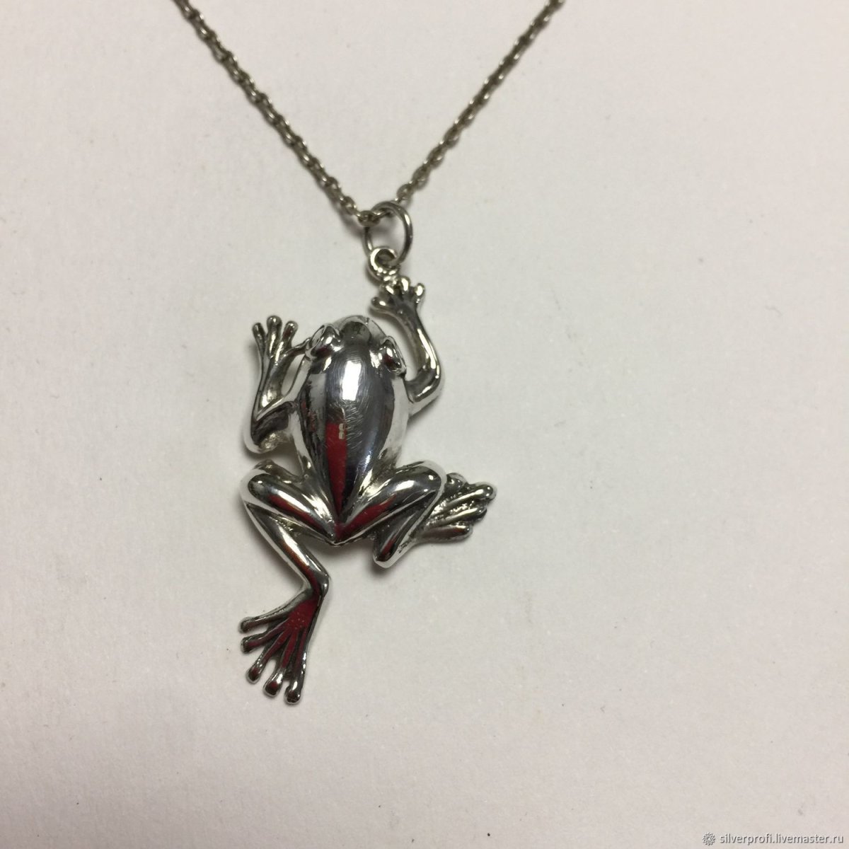 Подвеска лягушка из серебра