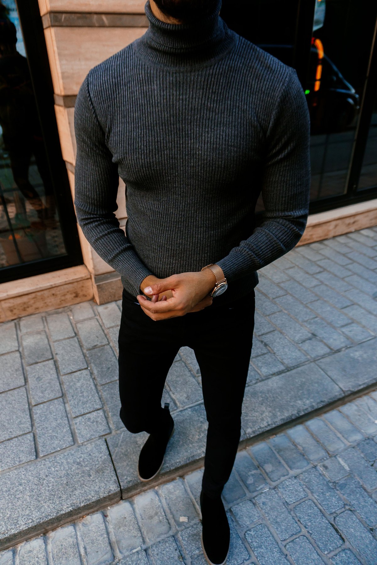 Лук с водолазкой мужской