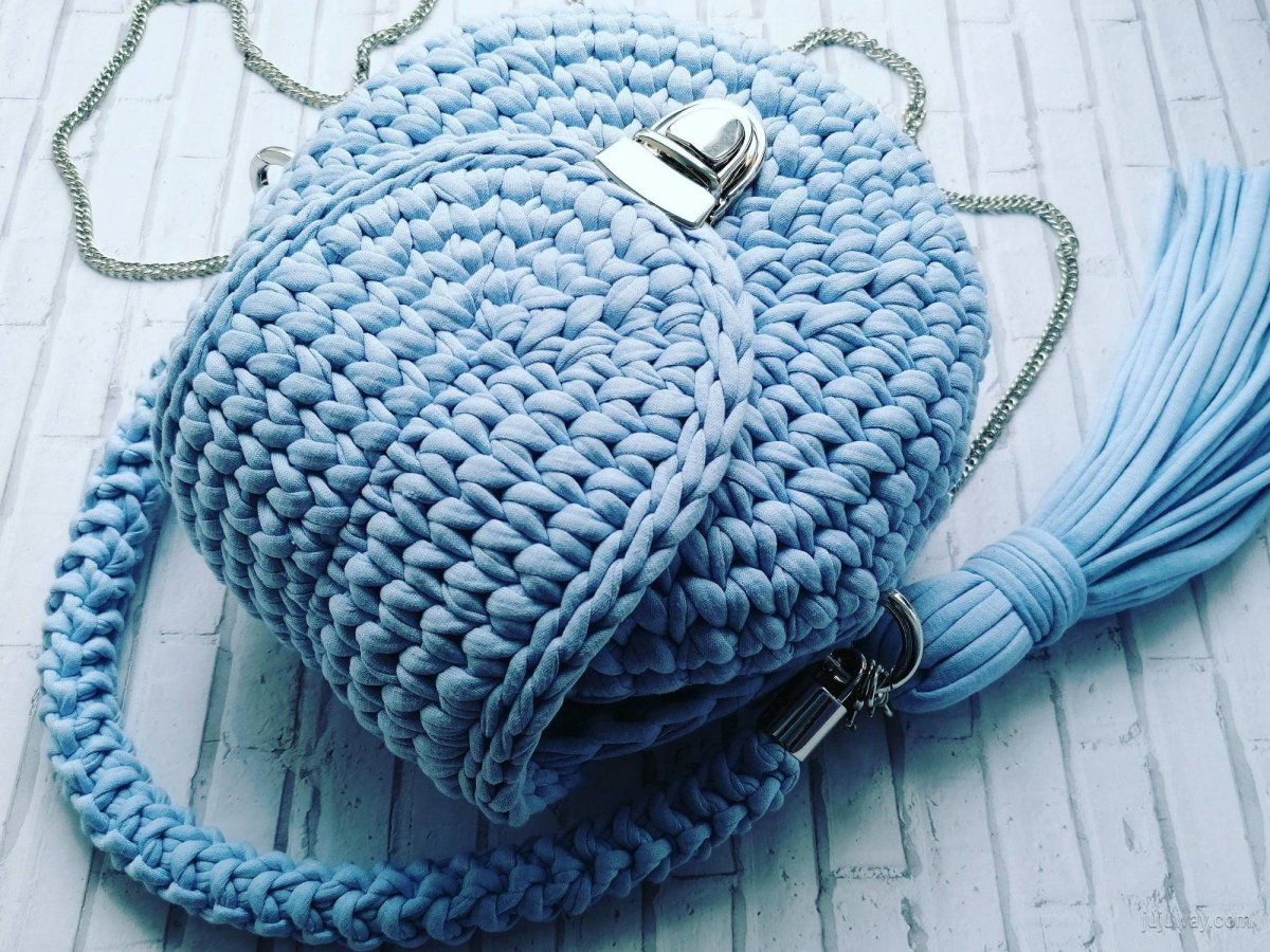 Сумка из трикотажной пряжи