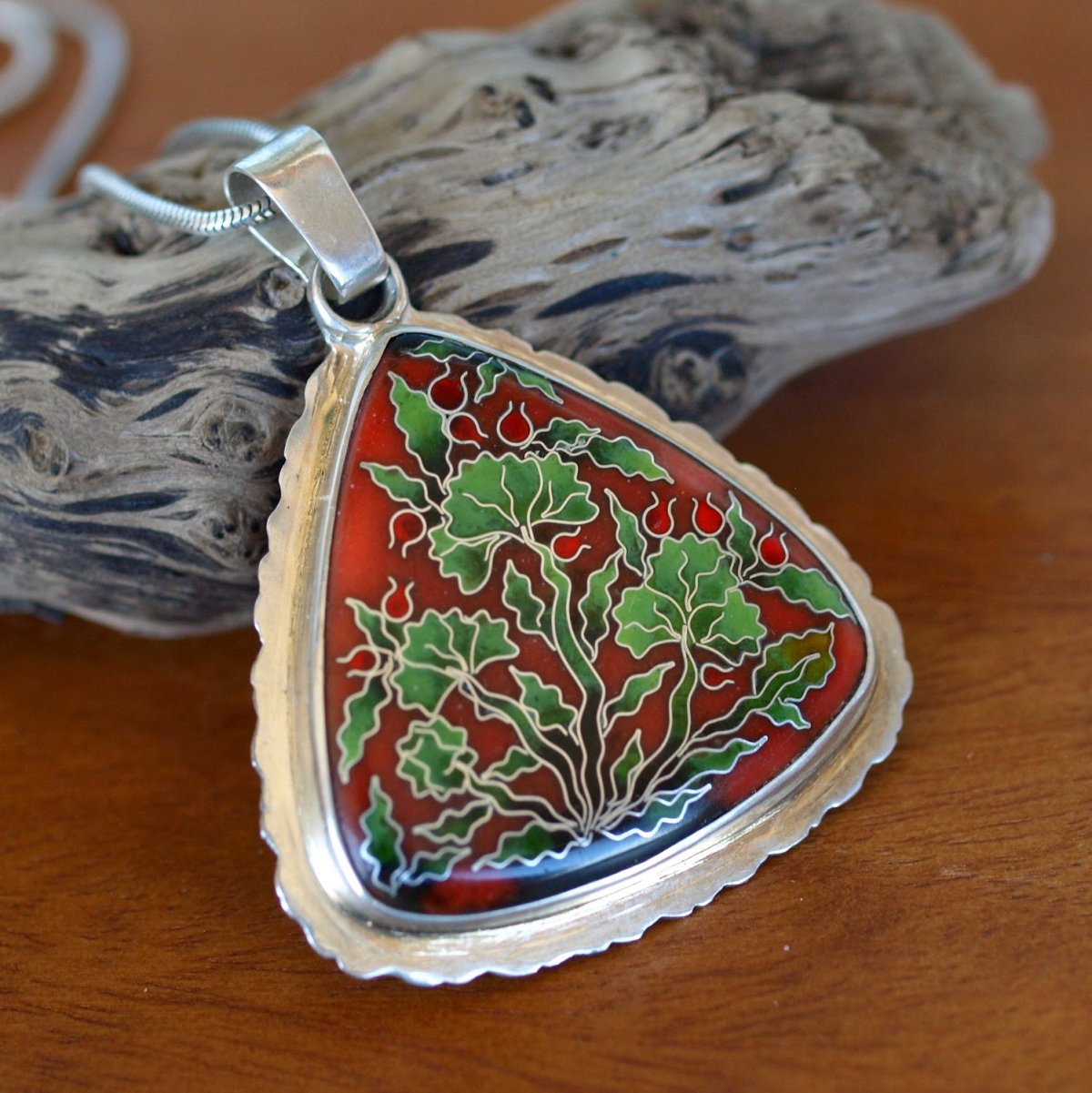 Грузинская ювелирная эмаль минанкари