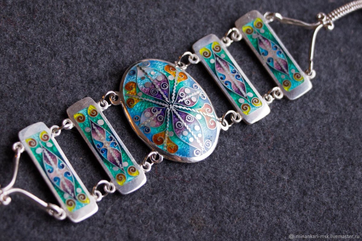 Грузинская ювелирная эмаль минанкари