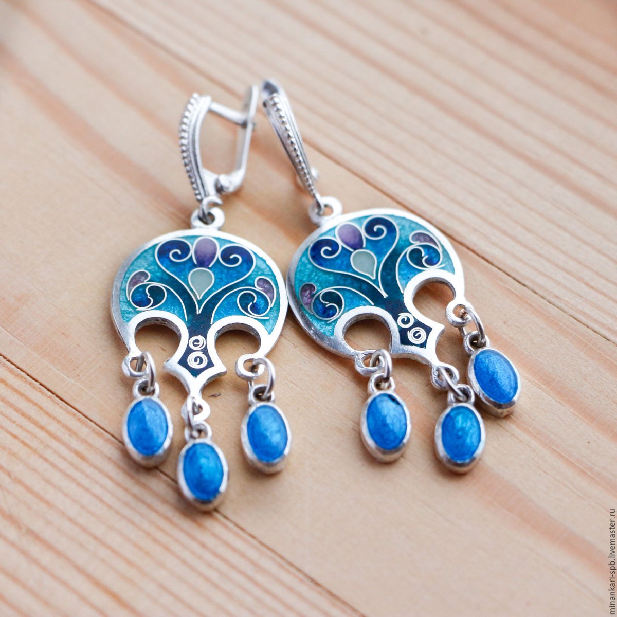 Перегородчатая эмаль на серебре Грузия