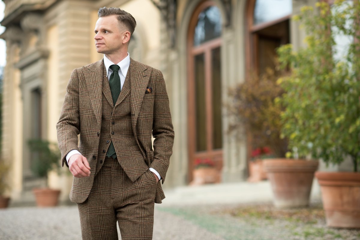 Костюм в клетку