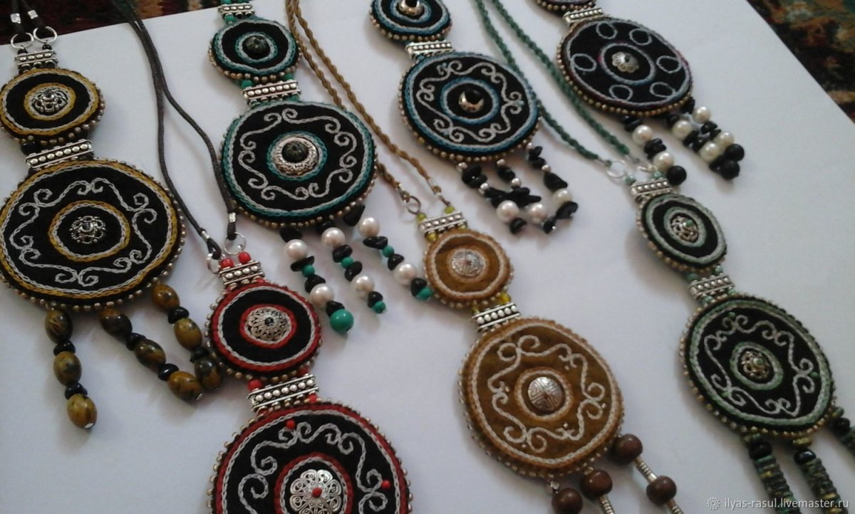 Кыргызские этнические украшения