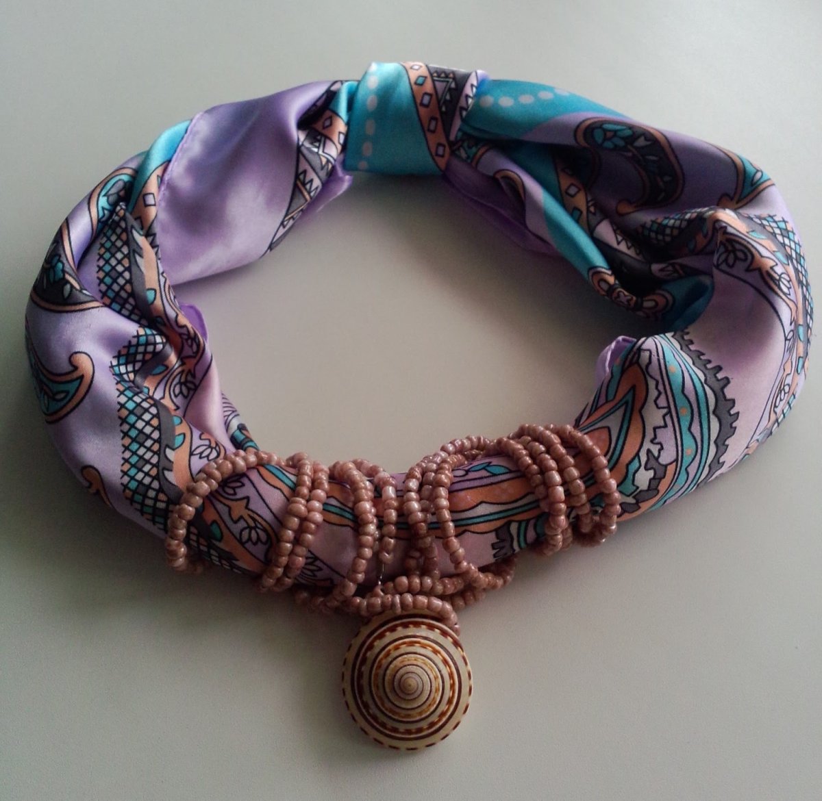 Украшения из шарфа