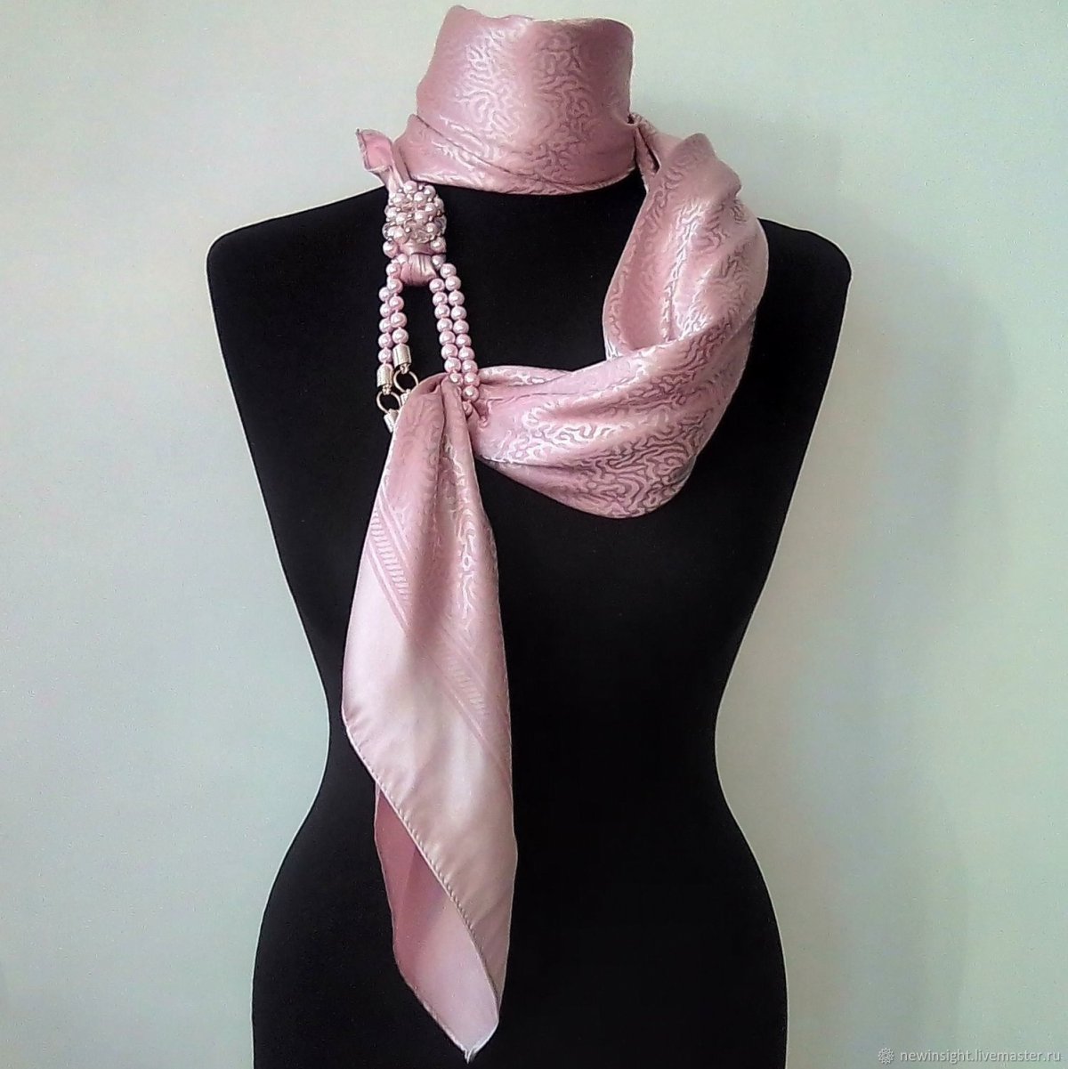 Украшение -шарф к платью