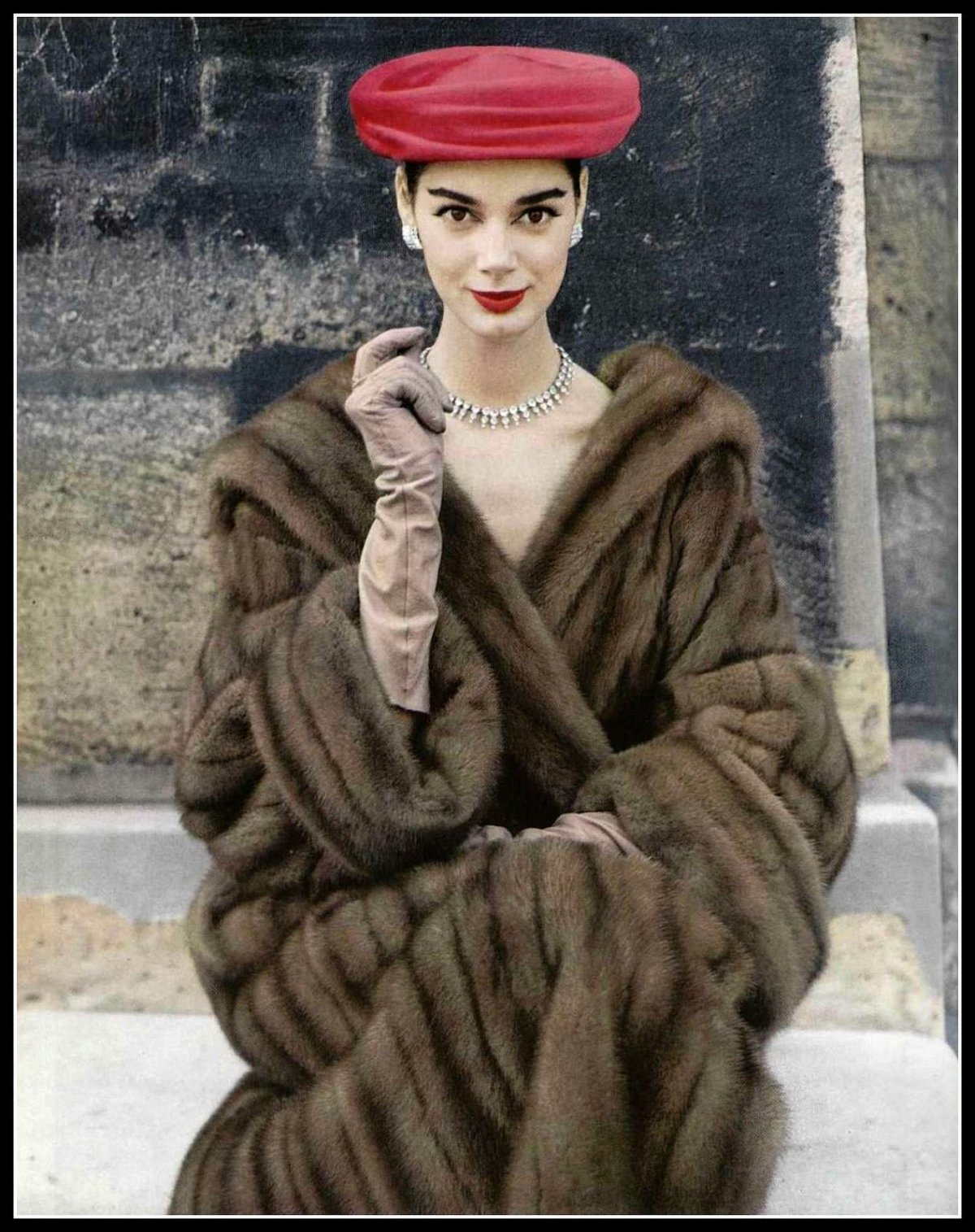 Шуба в винтажном стиле в наше время