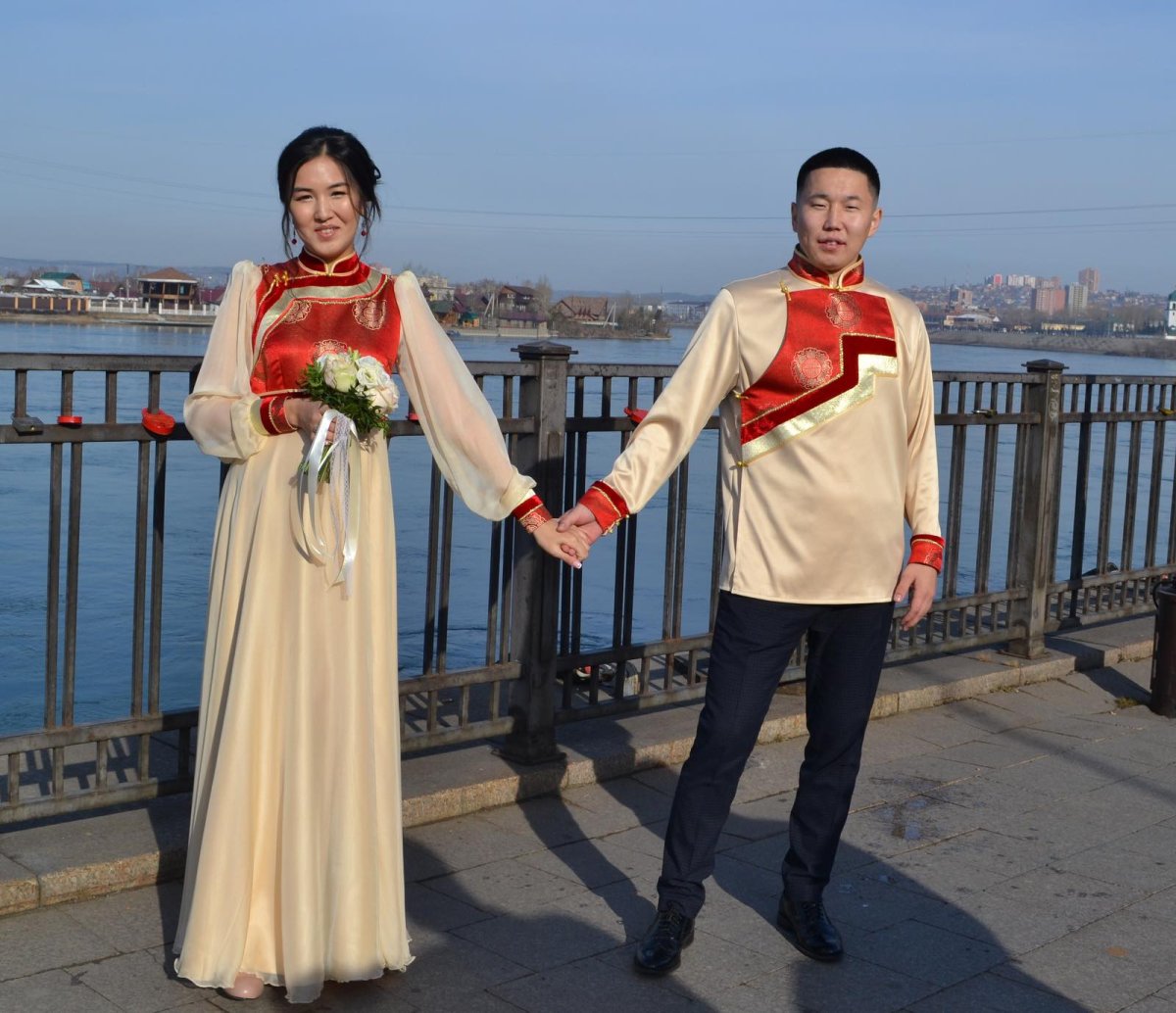 Платье тувинского стиля