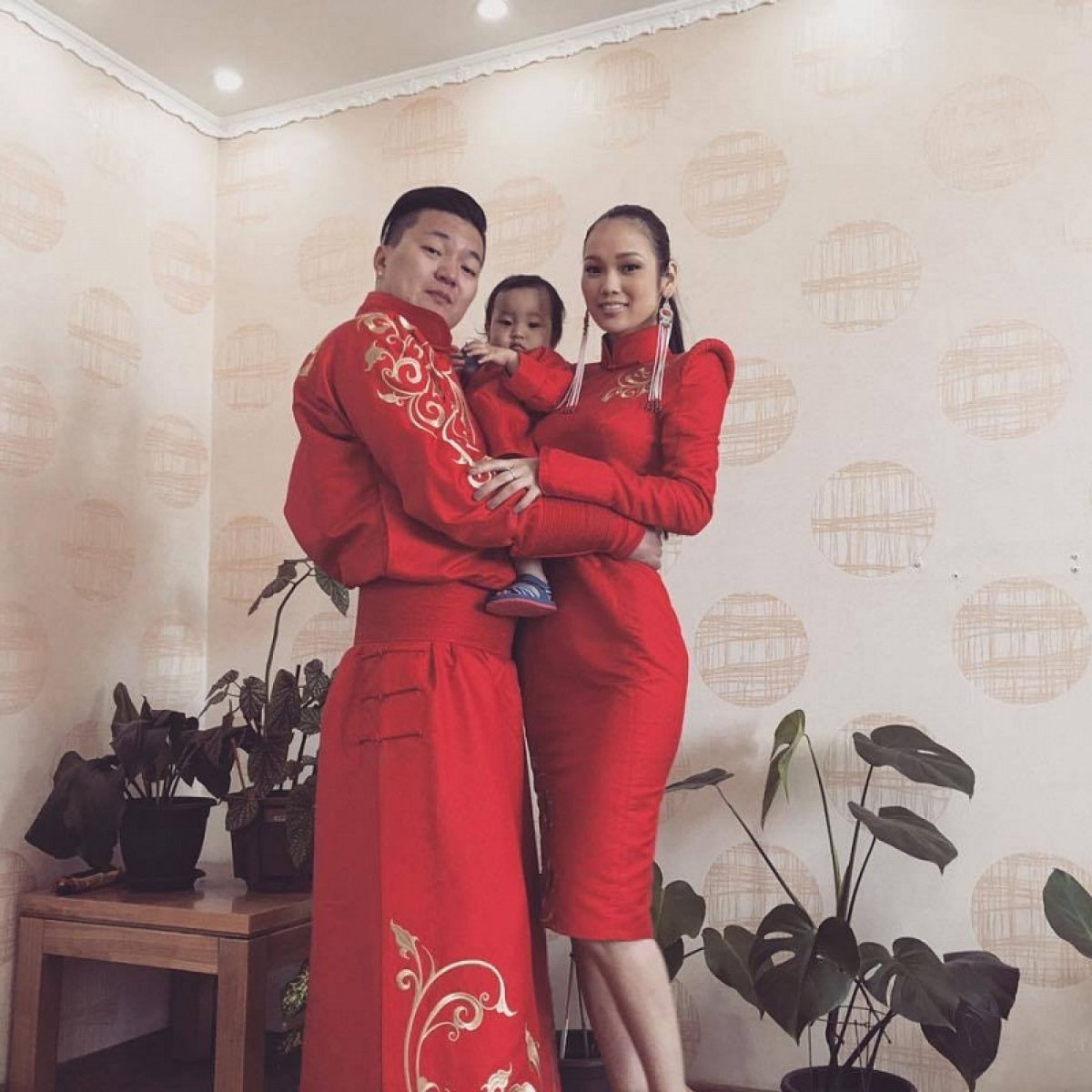 Стилизованные бурятские платья