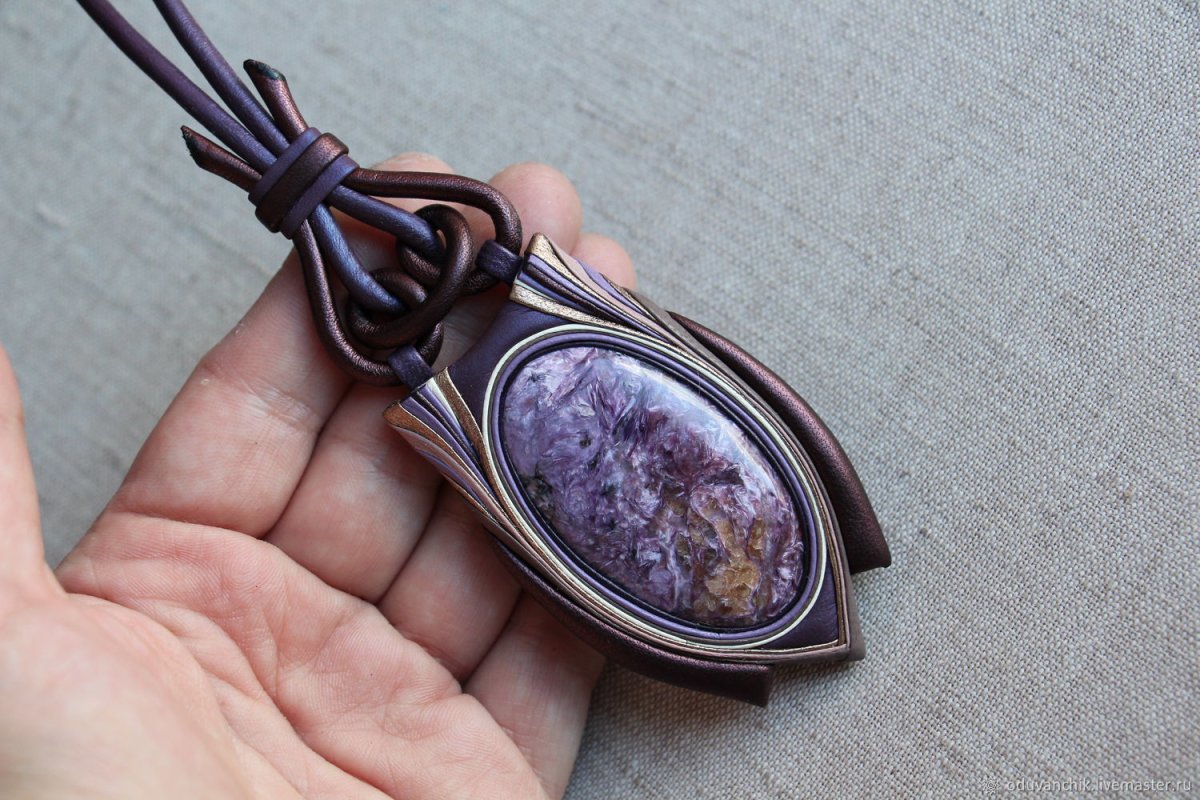 Чароит кулон