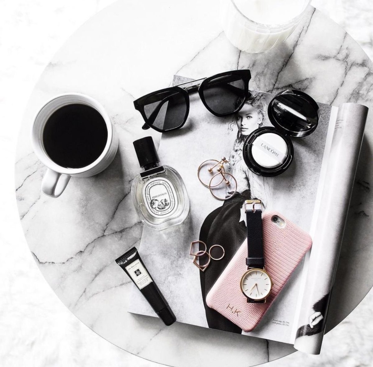 Красивый фон для аксессуаров