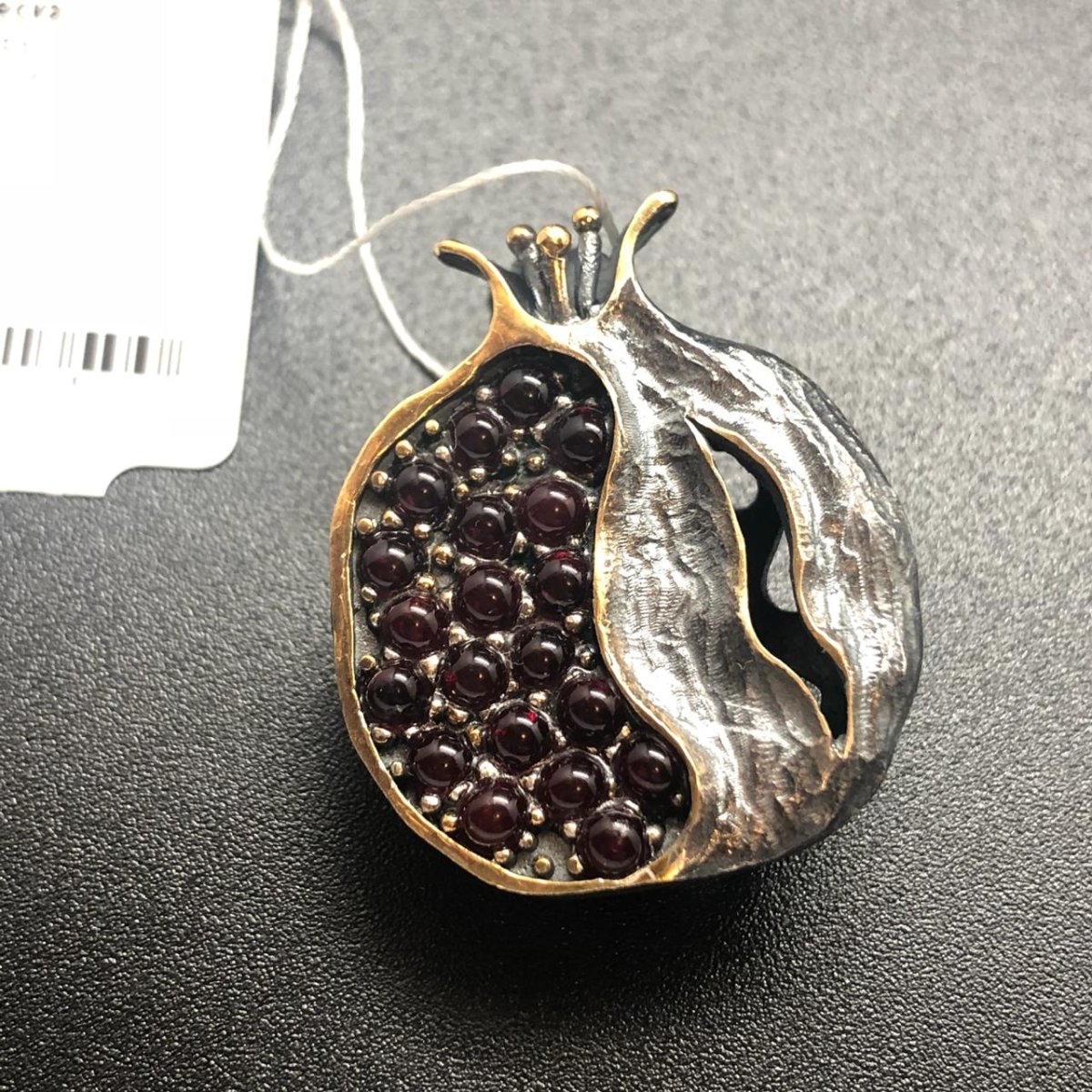 Гранатовые украшения