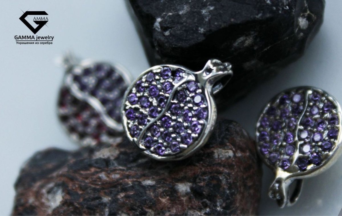 Кулон серебро гранаты крупный