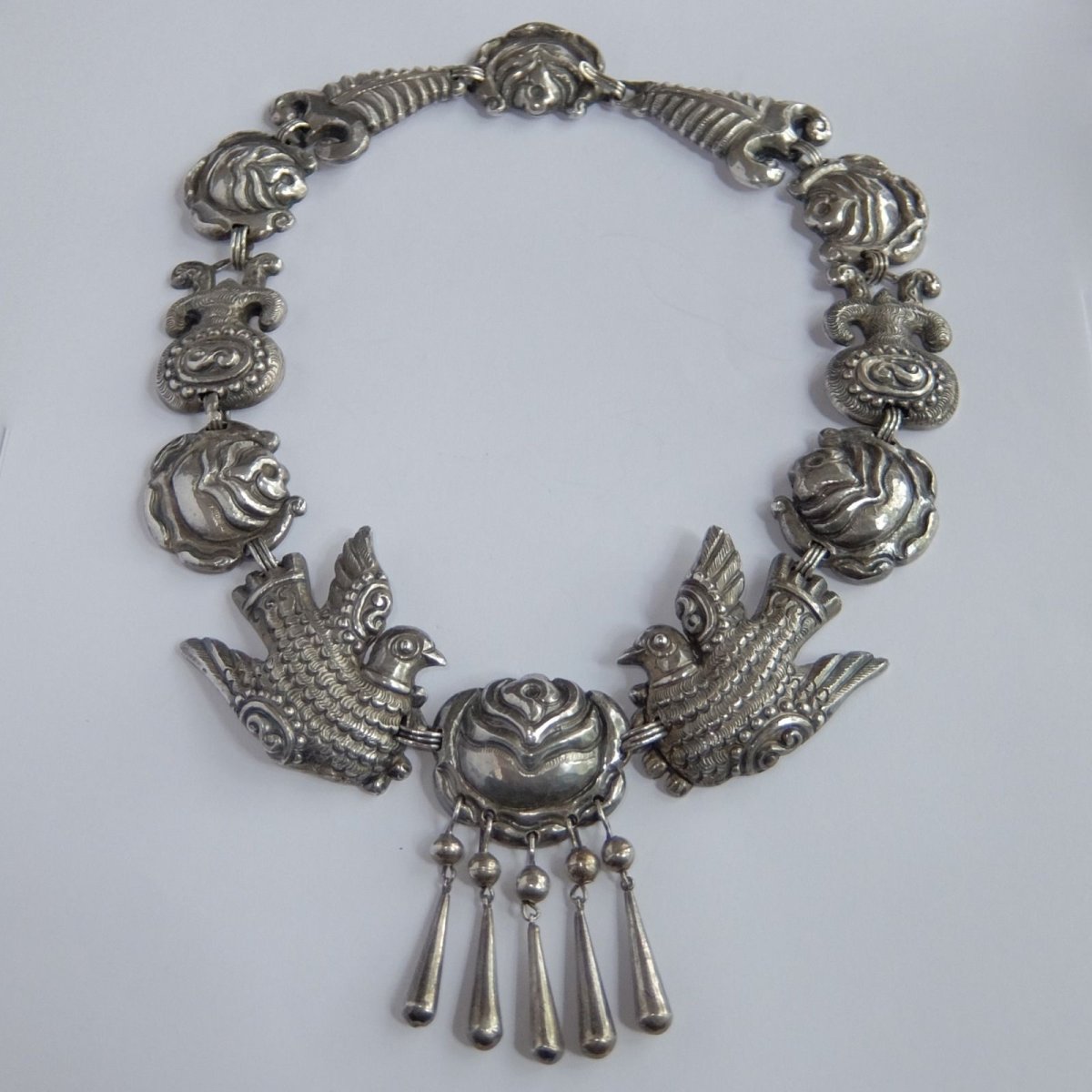 Древние украшения из серебра