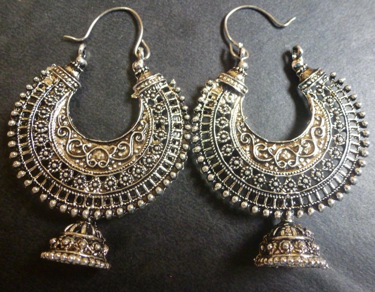 Старинные серебряные украшения