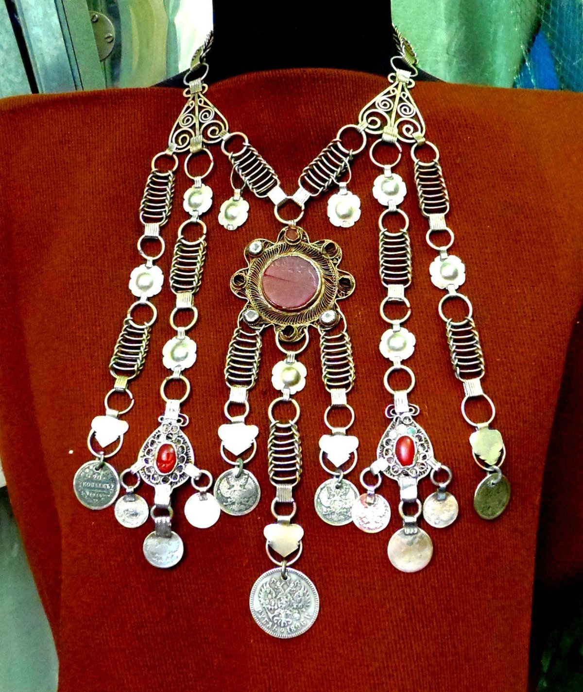 Необычное Башкирское украшение