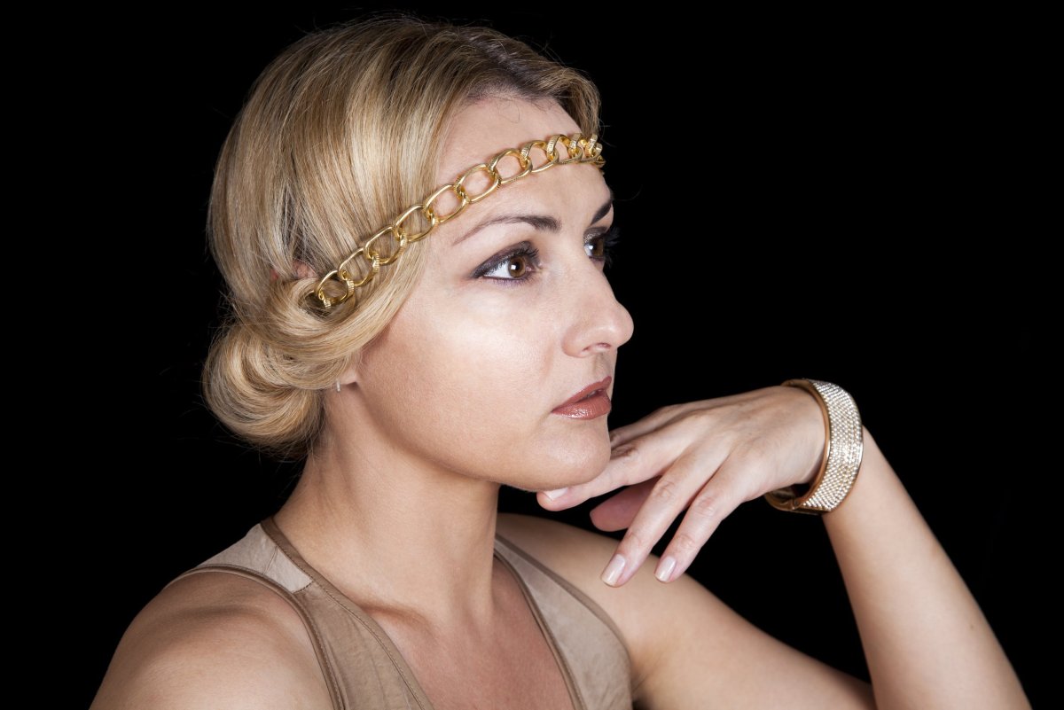 Прическа в греческом стиле