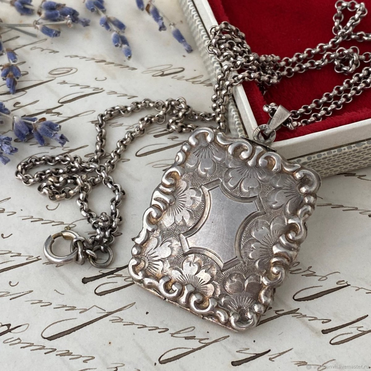 Локет кулон