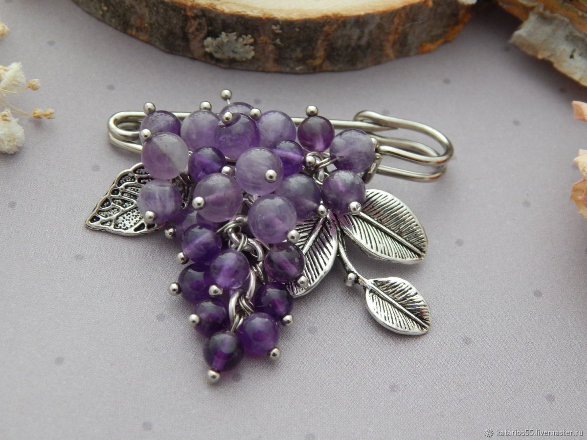 Брошь Виноградная гроздь серебро