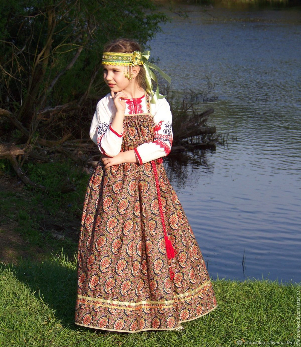 Дарья Лефлер в образе славянки