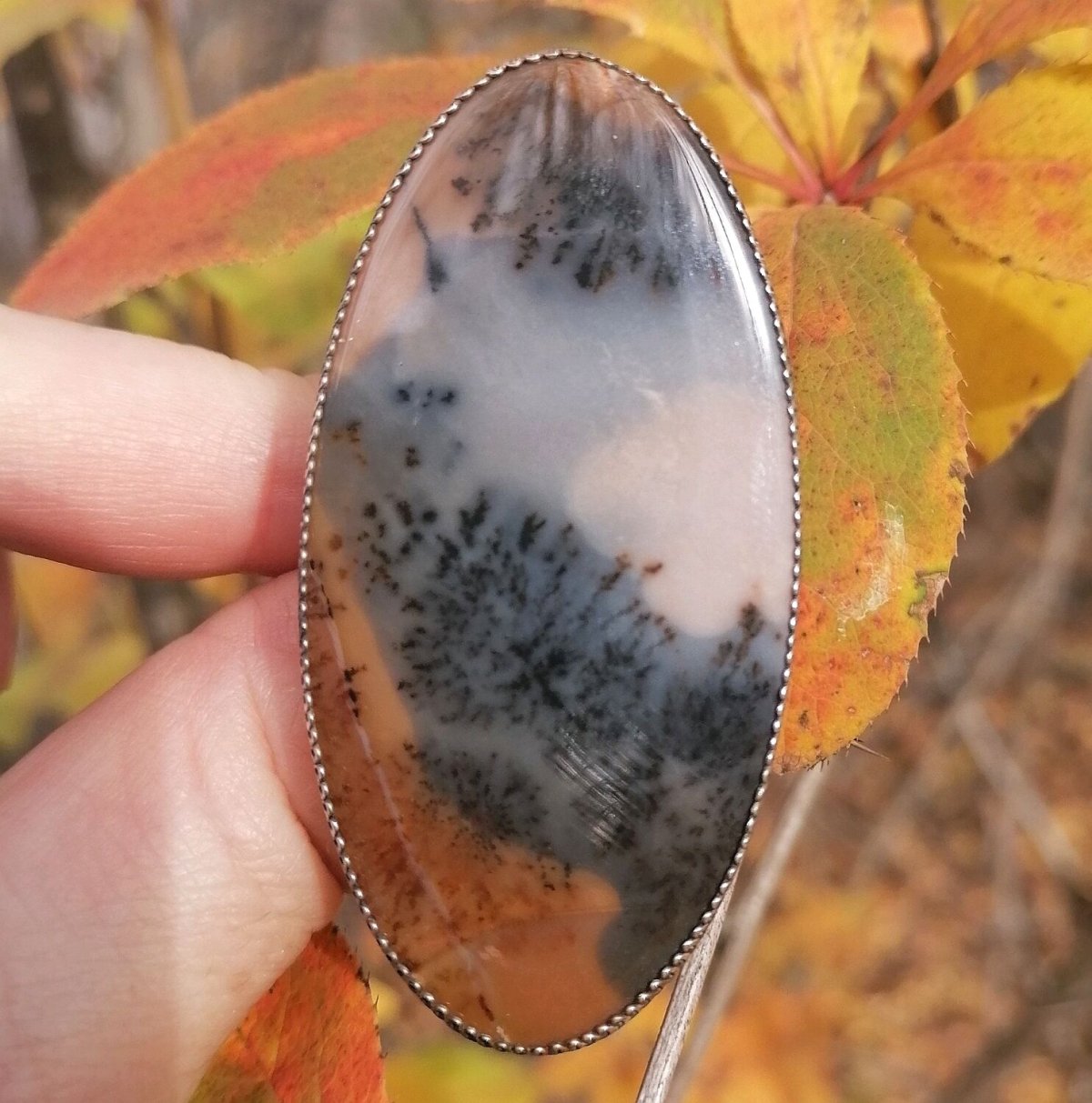 Брошь моховый агат