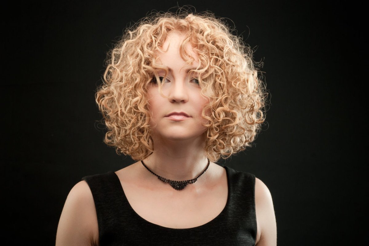 Химия на средние волосы