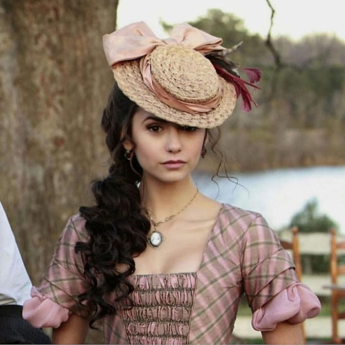 Нина Добрев Кэтрин