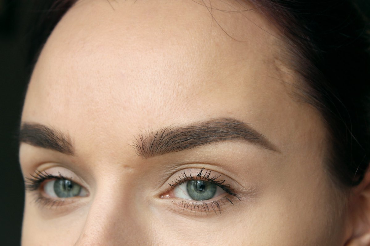 Оттенок для бровей дарк Браун